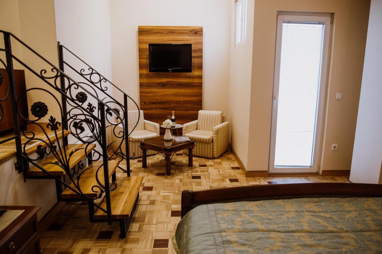 Bela Kuka Hotel 비톨라 외부 사진